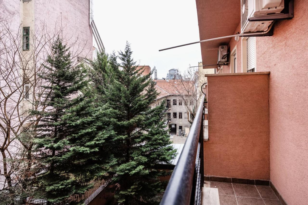 Downtown Charm With Balcony And Garden View Daire Budapeşte Dış mekan fotoğraf